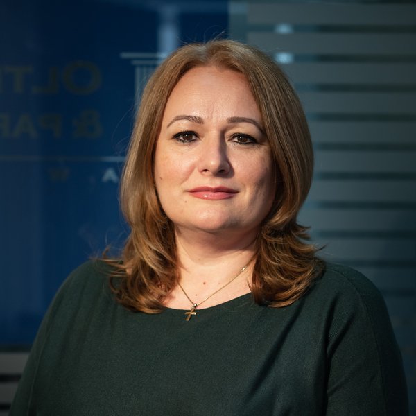 Claudia Gabriela Ciortescu — Avocat Definitiv Colaborator